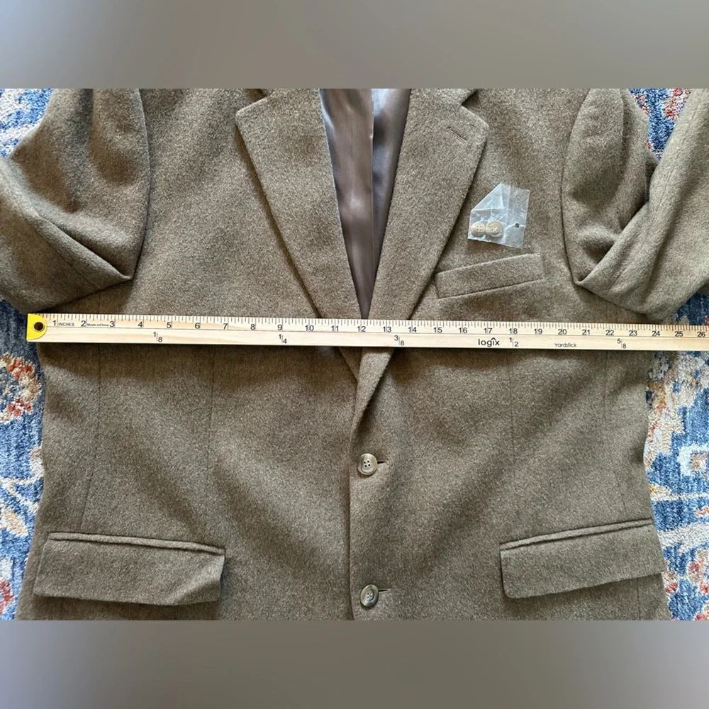 Botany 500 men’s 100% camel hair blazer green brown size 46R
